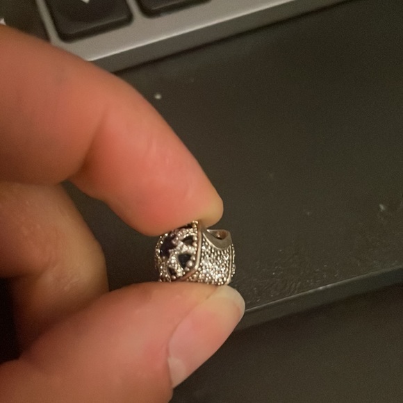 Pandora bracelet with 3 charms 2 clips and 2 separators - Picture 3 of 11